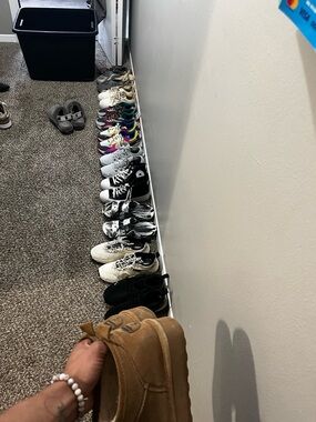 Women’s shoes (20 per shoe)